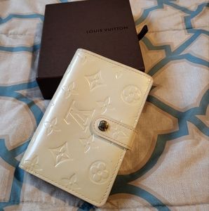 Louis Vuitton Vernis Kisslock Wallet